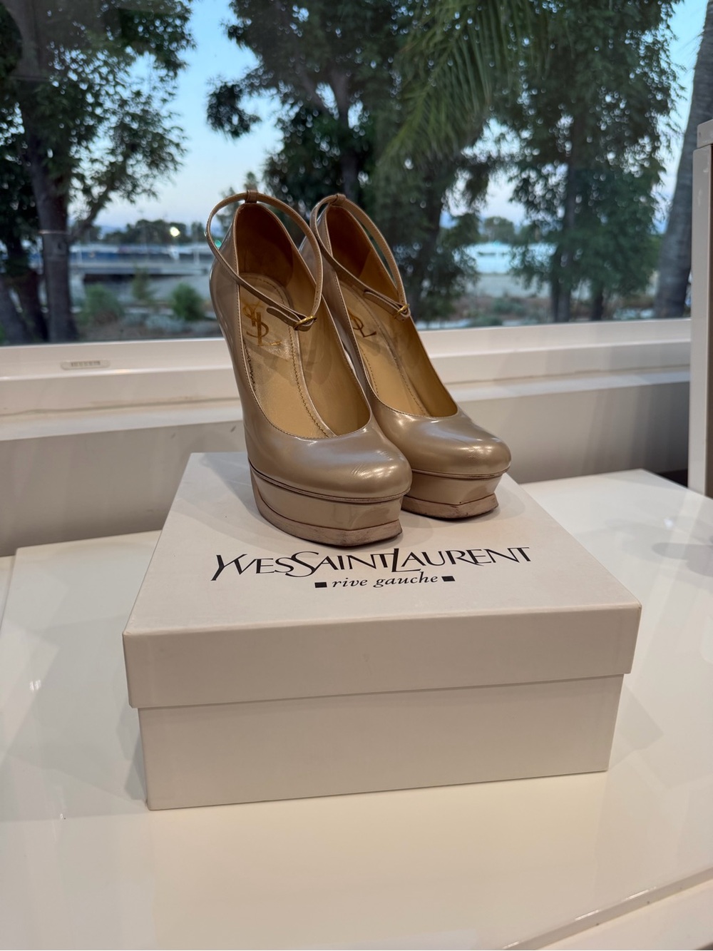 Yves Saint Laurent Taupe Patent Platform Mary Jane Pumps
